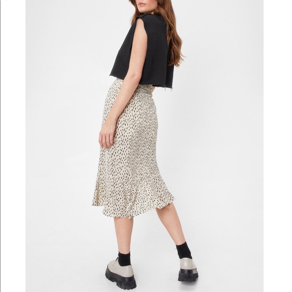 Abstract Asymmetric Ruffle Midi Skirt - Picture 4 of 5